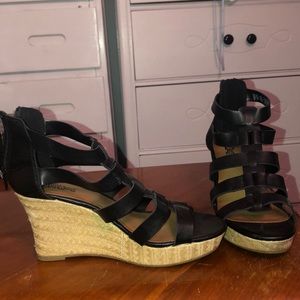 Comfortable Black Wedges